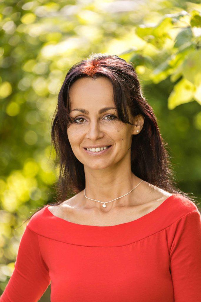 Dieses Bild hat ein leeres Alt-Attribut. Der Dateiname ist Ki17-TM-952_-683x1024.jpg